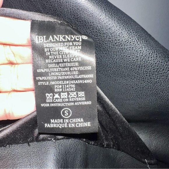 BlankNYC Black faux leather Motorcycle Jacket w/ Zipper size S good condition - Picture 5 of 12
